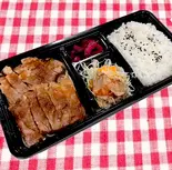 牛ロースステーキ弁当（レストランあづま銀座）