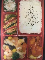 特製弁当(餃子の点点)