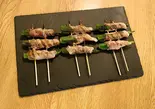 おくらバラ巻き 3本 Okra Pork Roll 3pc（焼き鳥 お持ち帰り専門店 すがもと）