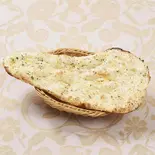 ガーリックナン/Garlic Nan(タンドール料理RB’s ひつじや 神田店)