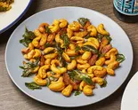 スパイシースリランカカッュナッツ Spicy Sri Lankan Cashew Nuts（Apsara Restaurant＆Bar）