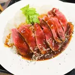 ホームメイドローストビーフ丼 Home Made Roast Beef Bowl(SIZZLE Dining)