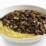 ジャージャン麺 /Blacksauce noodles / 짜장면（韓国料理＆生サムギョプサル ビビサム 池袋東口店）