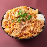 旨辛豚キムチ2倍量の240g！ ご飯500g！（ガチでうまい「ガチ丼屋」 大橋店）