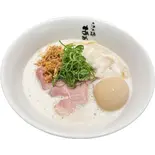 味玉鶏白湯らぁ麺（らぁ麺 あめ㐂 六甲道店）