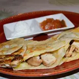 グリルチキンケサディーヤ（Cafe Latino）
