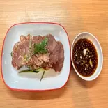 牛肉の醤油煮込み(酱牛肉)（福軒麻辣湯）