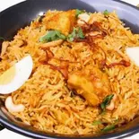 チキンビリヤニ+ヨーグルトサラダ(Checken Biriyani+Salad)(DELHI DARBAR横浜)