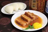 豚バラの角煮 蒸しパン包み(青樺)