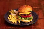 チーズバーガー Cheeseburger（イーストウッド）