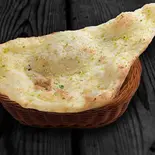 ガーリックナン Garlic Naan（DANA CHULA）