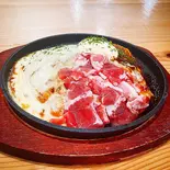 【王道】広島お好みチーズ焼き(豚・麺・チーズ)【マヨ】（【関西風＆広島風お好み焼き・鉄板焼き】 桜家）