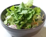 パクチーサラダ（【カラシビ薬膳スープ春雨】麻辣中毒 高円寺 MALA-HOLIC KOENJI）