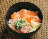 サーモンネギトロ丼(笹互 綾瀬店)