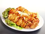 鶏肉唐揚げの特製ソースかけ（満洲園 餃子酒場）