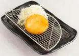 いもっちーず(1個)（とんかつ三矢）