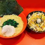 ラーメン +辛ネギチャ丼(横浜家系ラーメン赤家江古田店)
