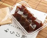 黒糖わらび餅（わらび餅もとこ 浅草店）