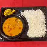 チキンカレーライス (Chicken Curry with Rice)（ASIAN DINING HIMALAYAN CARAVAN）