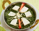 パラクパニールカレー（ネイナ インドレストラン）