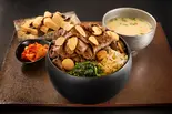 黒毛和牛にんにく肉御膳（厳選黒毛和牛の肉丼 新宿歌舞伎町店）