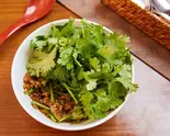 パクチーサラダ Pakuchi Salad（【本場ノ味】インドカレーハヌマン久が原店）