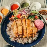 【圧倒的 当店人気No'1】五穀米使用!グリルチキンオーバーライス(グリルしたもも肉150g)(【糖質制限・高たんぱく】ヘルシーチキンオーバーライス TOKYO CHIKEN LIFE 東京チキンライフ)