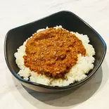 キーマカレー丼(ご飯大盛り250g)（裏道スタンド）