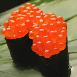 いくら2個(黒酢の寿司京山)