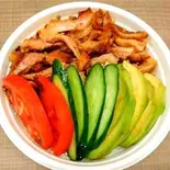 チキンアボカドケバブ丼chicken Avocado Kebab Rice Bowl（ビクトリア ケバブ ビリヤニ ハラル 専門店Victoria Kebab Biryani Halal house）
