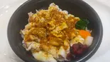 豚バラ麻辣丼（揚げたて唐揚げと丼物弁当 キッチンヤタロー）