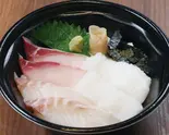 1057】海鮮3種丼(白身三種丼)（海鮮寿司めちゃんこ 博多駅筑紫口店）