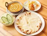 ミニチーズナン弁当 Mini Cheese Naan Bento Box（アジアン料理＆バー ウパハール）