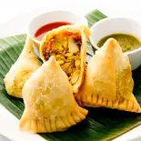 サモサ1P Samosa - 1 Pieces（PASHUPATI PALACE）