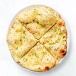garlic naan ガーリックナン(Fishtail Restaurant &Bar)