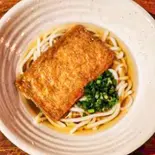 きつねうどん 200g（うどんのだし香るゆるりとする居酒屋）
