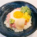 ねぎとろろ月見丼（まぐろ屋 炭太郎）