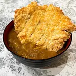 台湾チキンカツカレー飯(神保町 餃子小龍包)