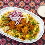 チキンビリヤニ (ライタ付)Chicken Biryani(Indian Restaurant PARIWAR)