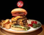 スマッシュ・バーガー【ベーコンオニオンメープルBBQ】1段（ダンダイナー）