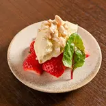 季節の果物の白和え（酒と肴 めから鱗）