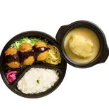ホタテのクリームコロッケ3貫＆ロールキャベツ1貫 (ご飯付)（【ロールキャベツ】洋食アカシア 新宿本店）