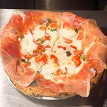 PIZZA LINDA（PIZZA LINDA）