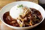 きのこたっぷりハヤシライス Mushroom Hashed Beef Rice（濃厚オムハヤシ＆ハンバーグ「KAKUSHIAZI」 亀有店）