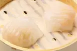 蒸し海老餃子(関内餃子軒)