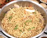 Chicken Chowmein チキンチャウメン（KATHMANDU Vyanjan）