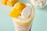 話題沸騰!マンゴーグリークヨーグルト Mango Greek yogurt(至福の贅沢「恋するクレープ」 亀有店)