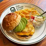 ザ・キャップバーガー（The Caaap Burger）
