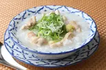 鶏もも肉とたっぷりねぎの中華粥（おかゆ 煮え花 船橋店）