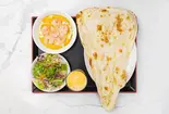 バターチキンとナン Butter Chicken,Naan（ネパール料理ダーレイケ）